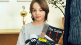 Neunjähriger zeigt es den alten Hasen